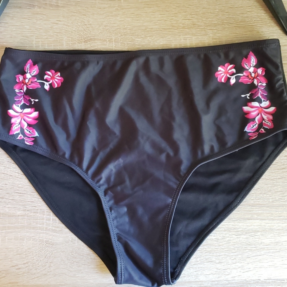 Bikini bottoms